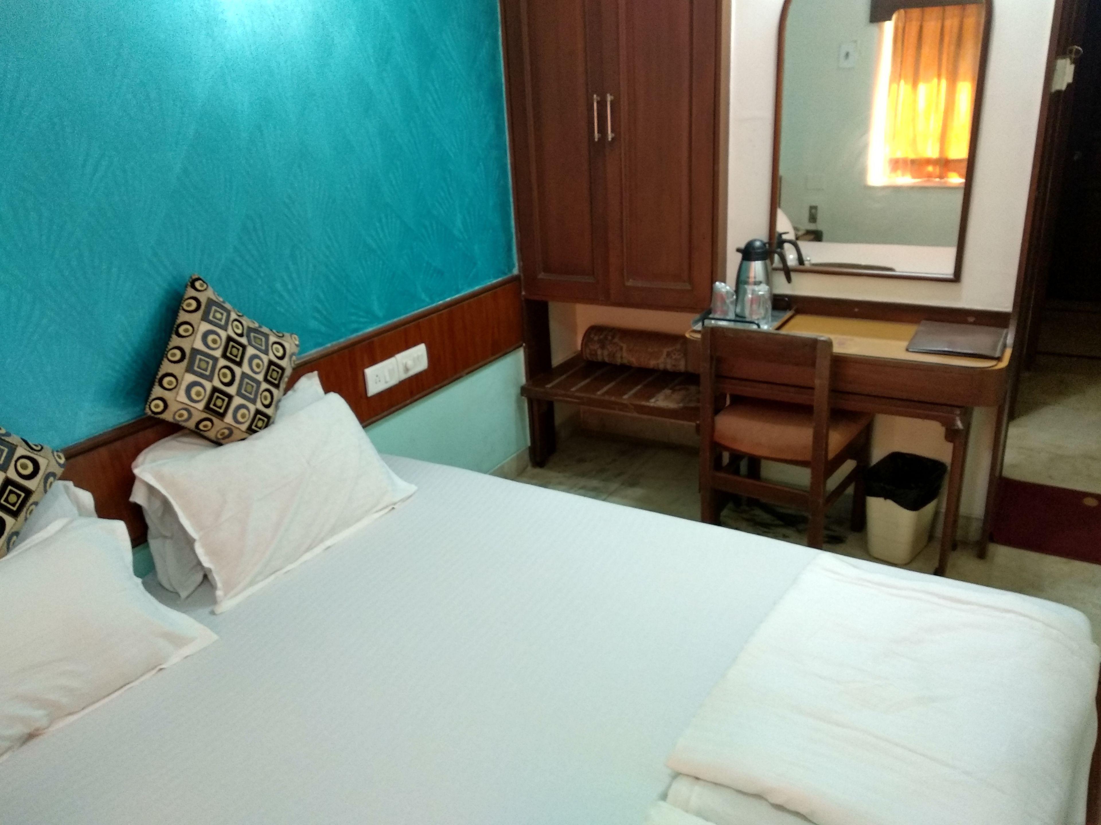 Hotel Mogul Palace - Near Masjid Bunder Mumbai — Photos 3